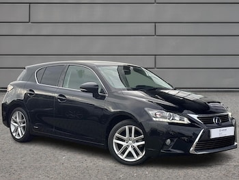 2017 (67) - 200h 1.8 Advance 5dr CVT Auto