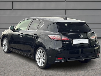 Used Lexus CT 2017 for sale - 76730641: Photo