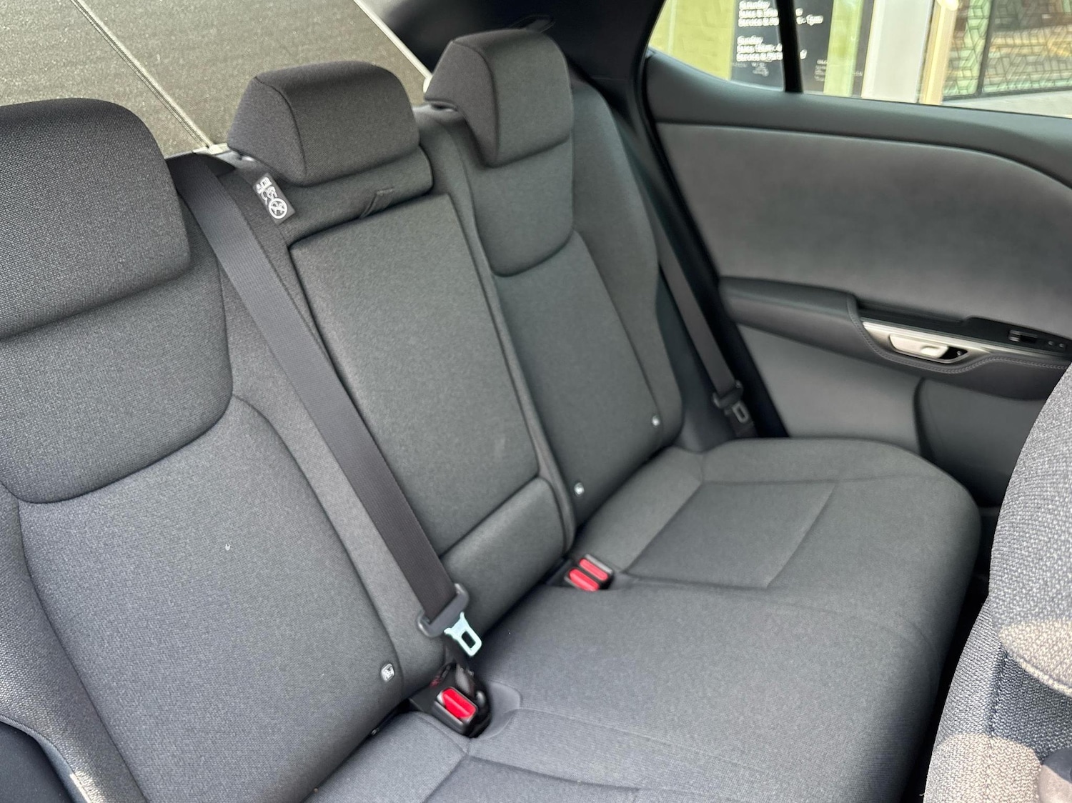 Used Lexus RZ 2025 for sale - 76730611: Photo 9