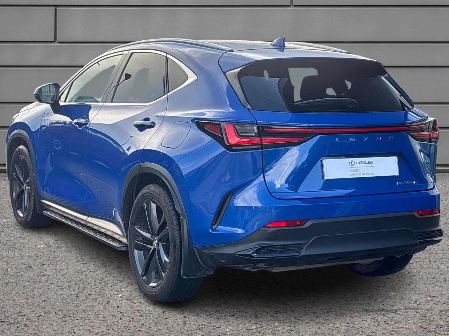 Used Lexus NX 2023 for sale - 76730821: Photo 3