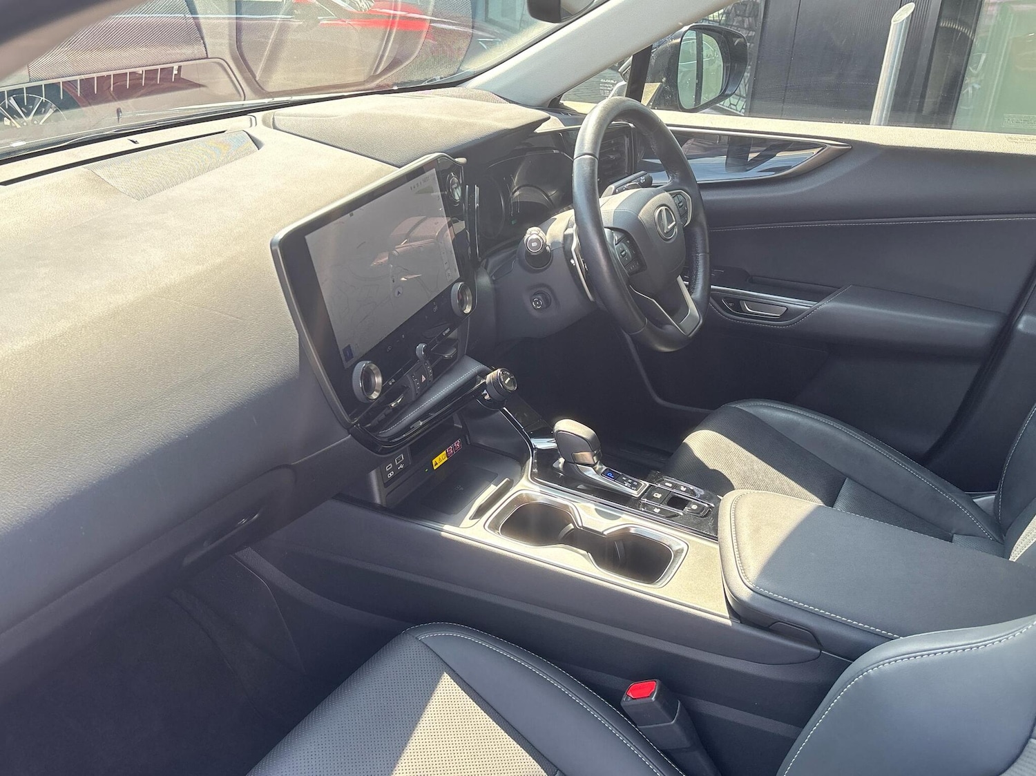 Used Lexus NX 2022 for sale - 76110658: Photo 2
