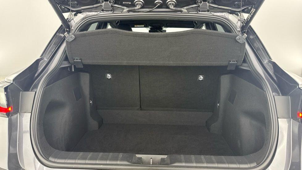 Used Lexus LBX 2024 for sale - 76327796: Photo 11