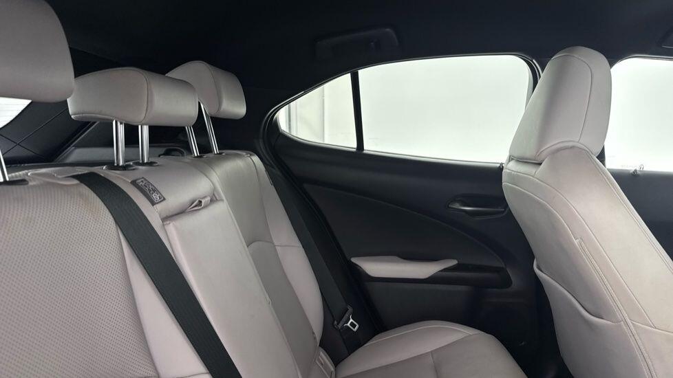 Used Lexus UX 2021 for sale - 78063328: Photo 13