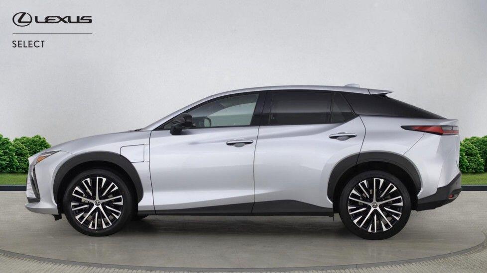 Used Lexus RZ 2023 for sale - 77280605: Photo 5