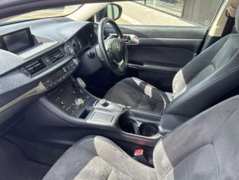 Used Lexus CT 2018 for sale - 74863203: Photo