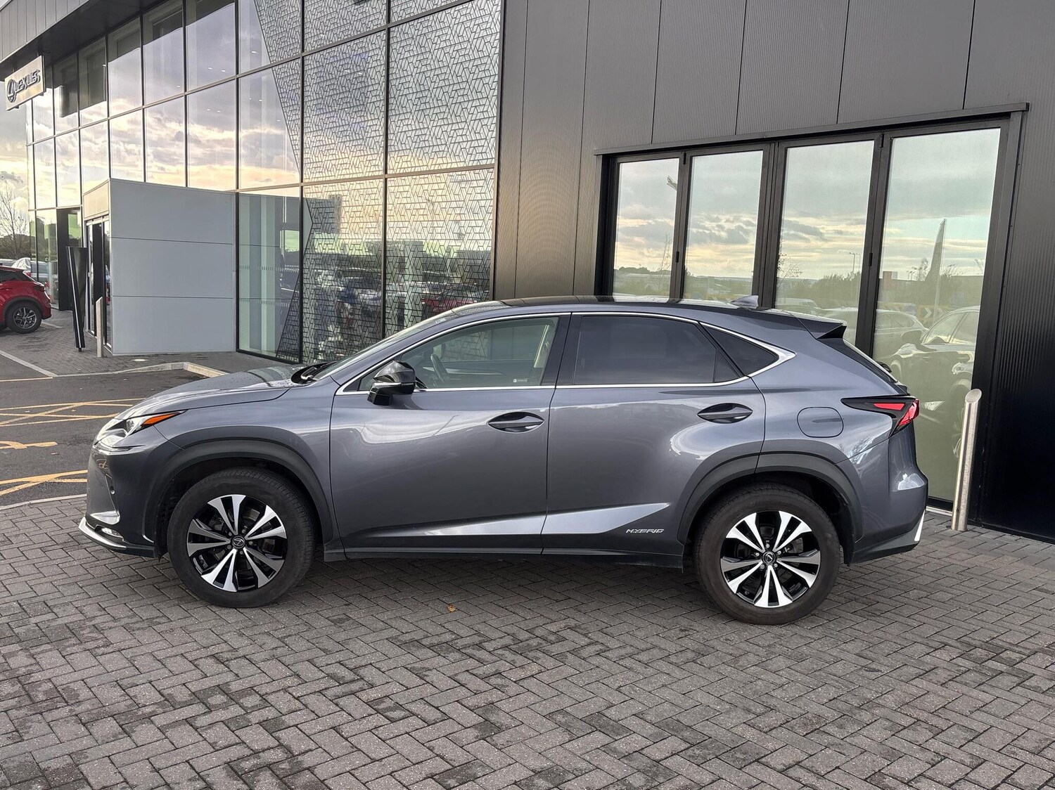 Used Lexus NX 2021 for sale - 76111606: Photo 4