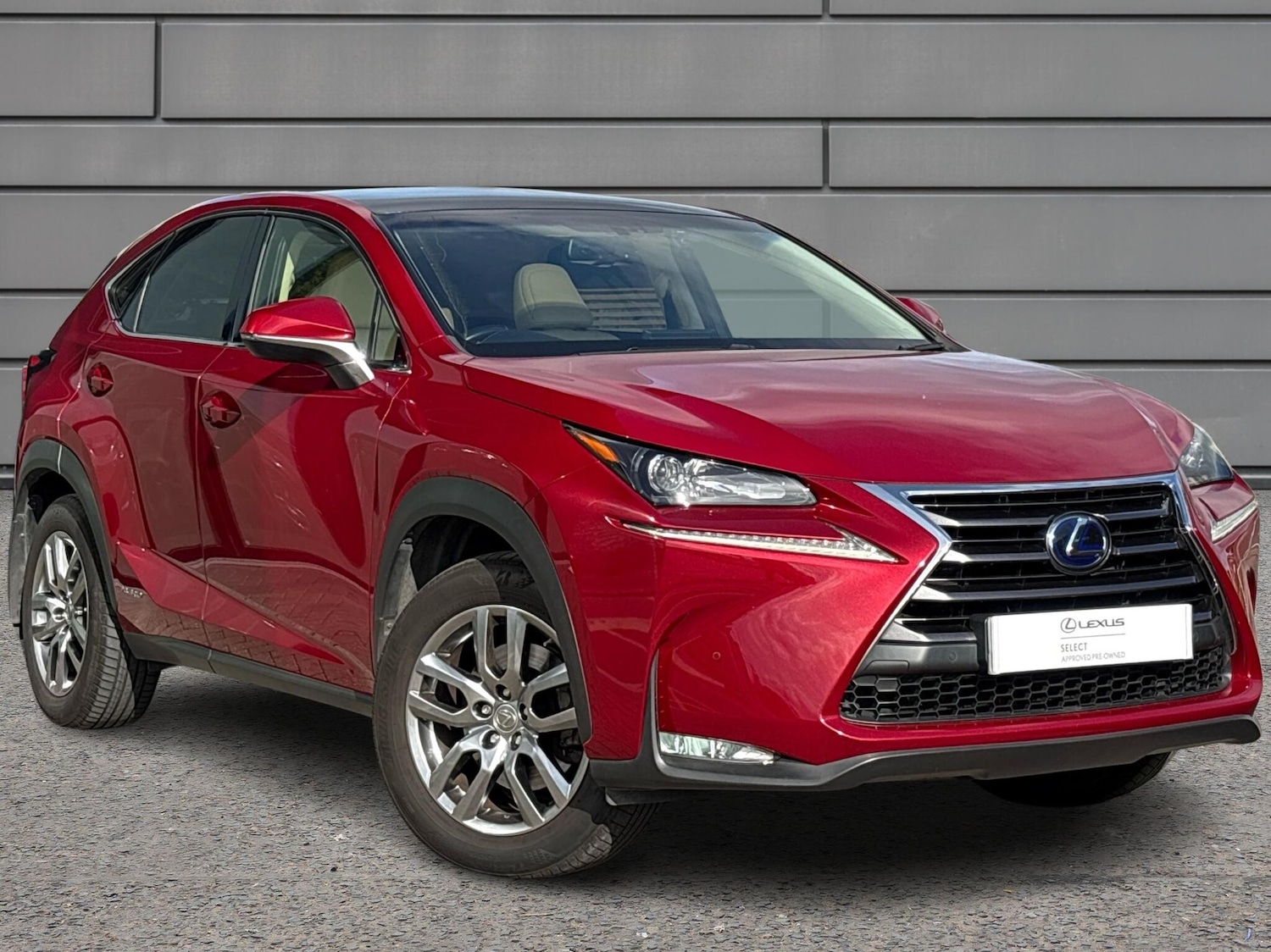 Used Lexus NX 2017 for sale - 76458636: Photo 1