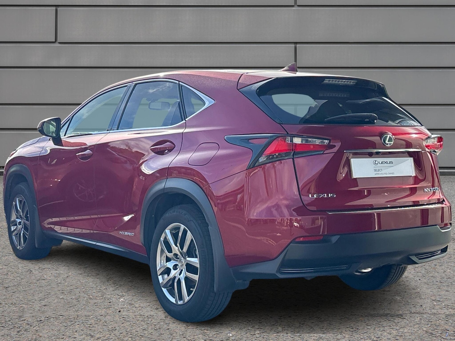 Used Lexus NX 2017 for sale - 76458636: Photo 3
