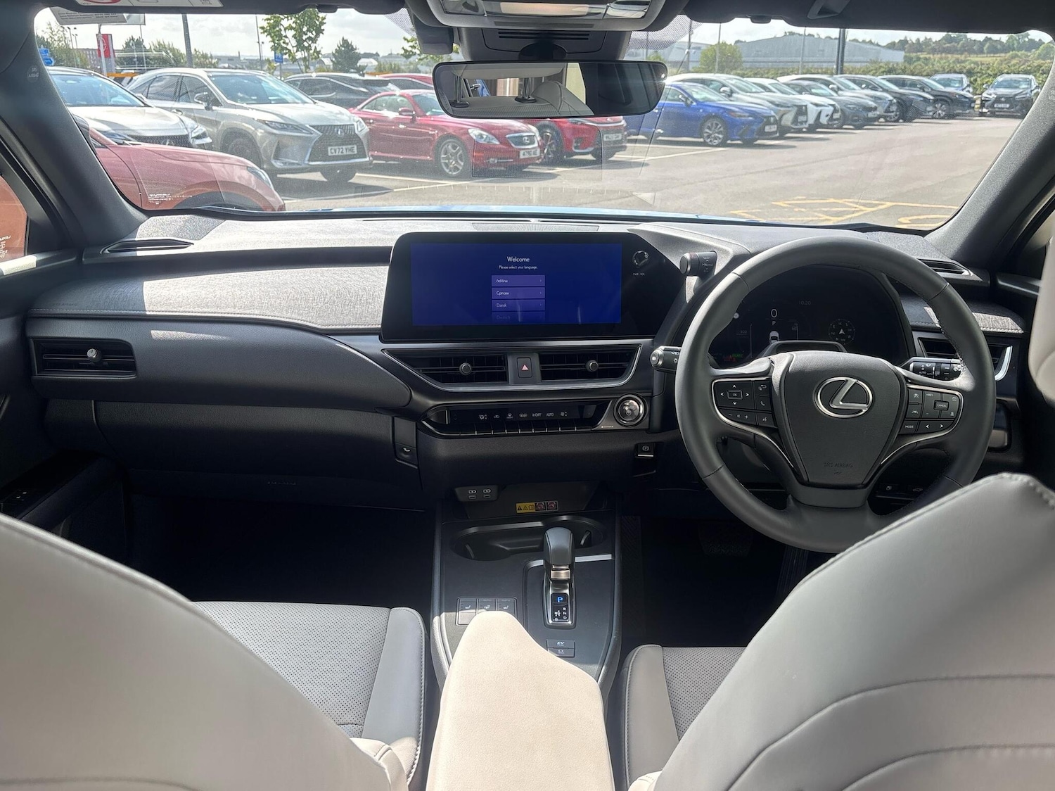 Used Lexus UX 2025 for sale - 76202315: Photo 12