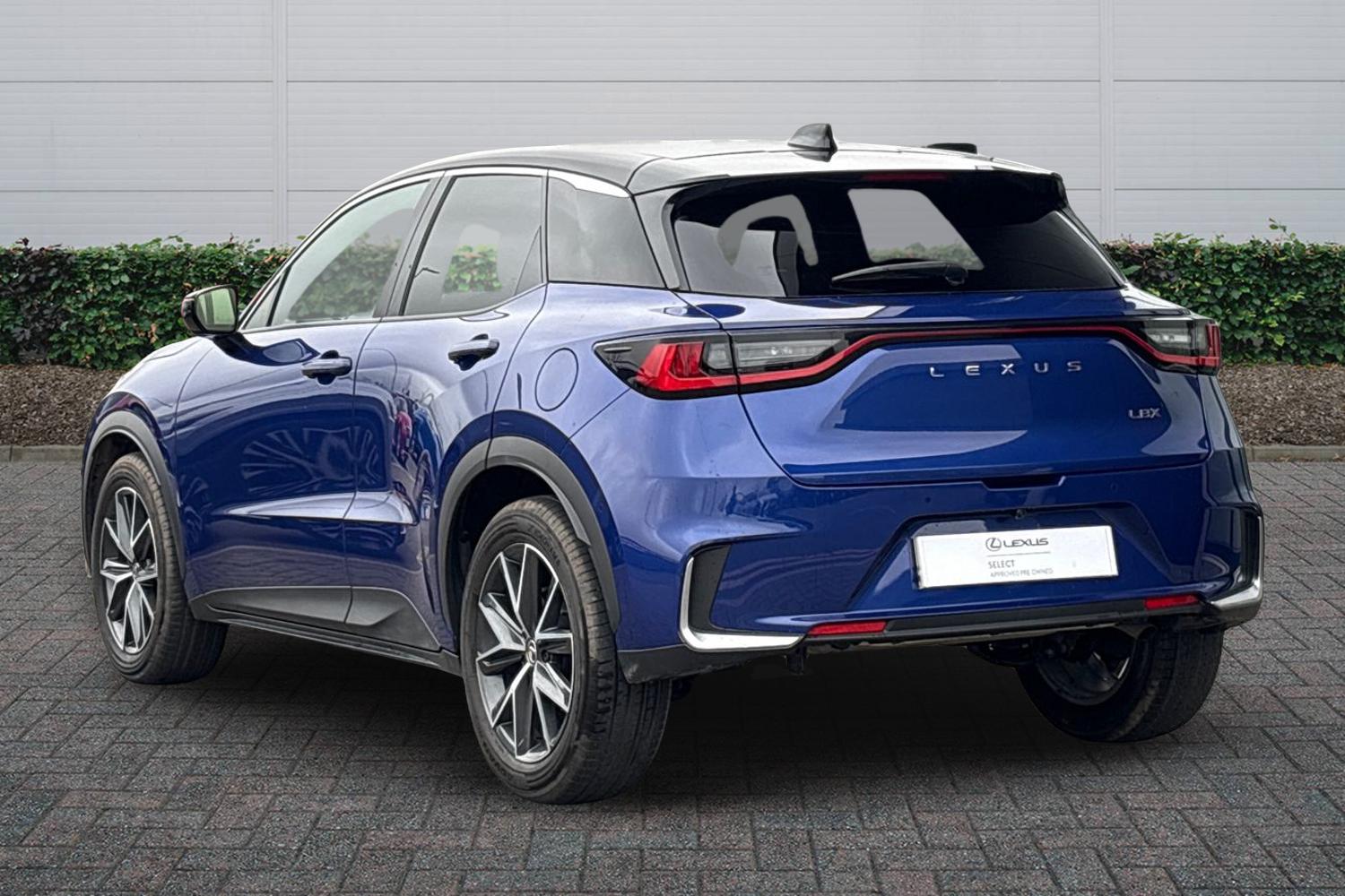 Used Lexus LBX 2025 for sale - 77910642: Photo 2