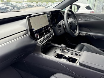 Used Lexus RX 2023 for sale - 76110882: Photo 2