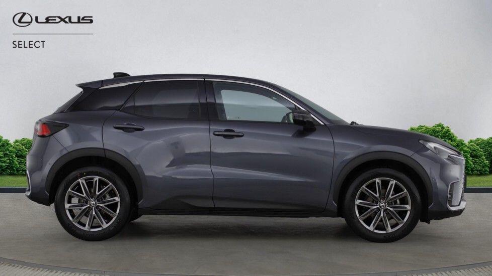 Used Lexus LBX 2025 for sale - 77725384: Photo 8