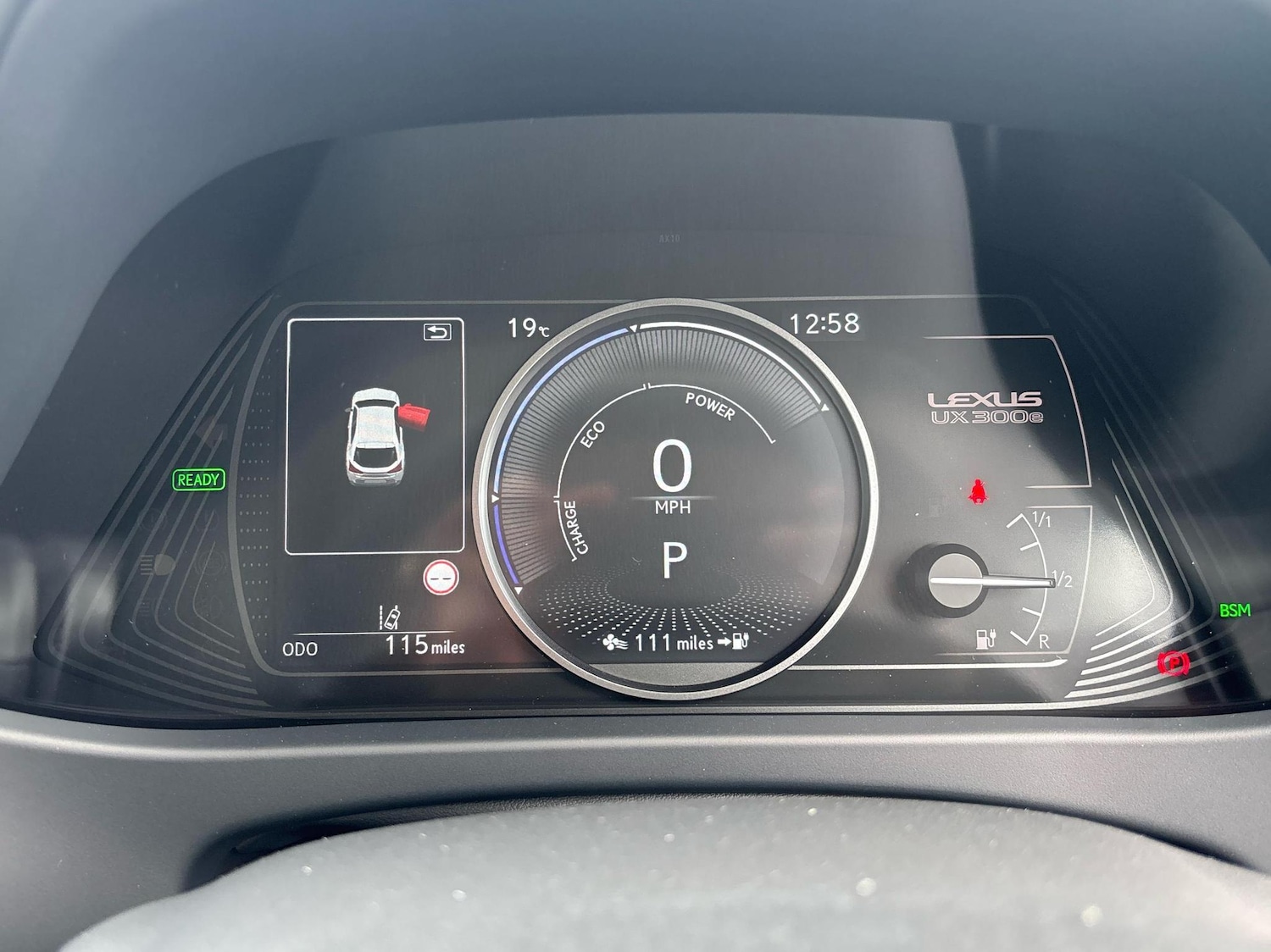 Used Lexus UX 2025 for sale - 76716816: Photo 11