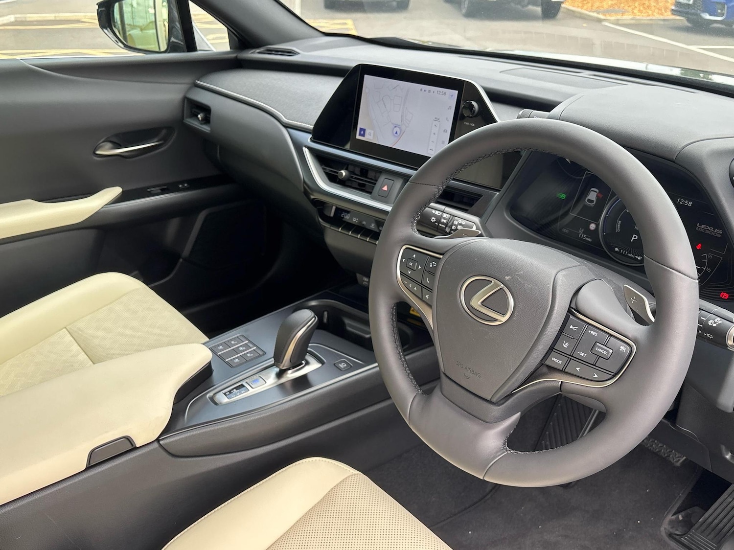 Used Lexus UX 2025 for sale - 76716816: Photo 6