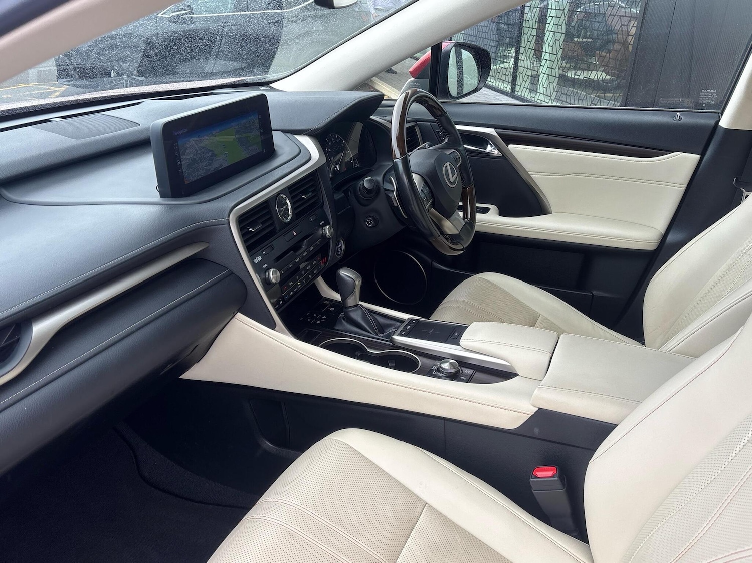Used Lexus RX 2019 for sale - 76730689: Photo 2