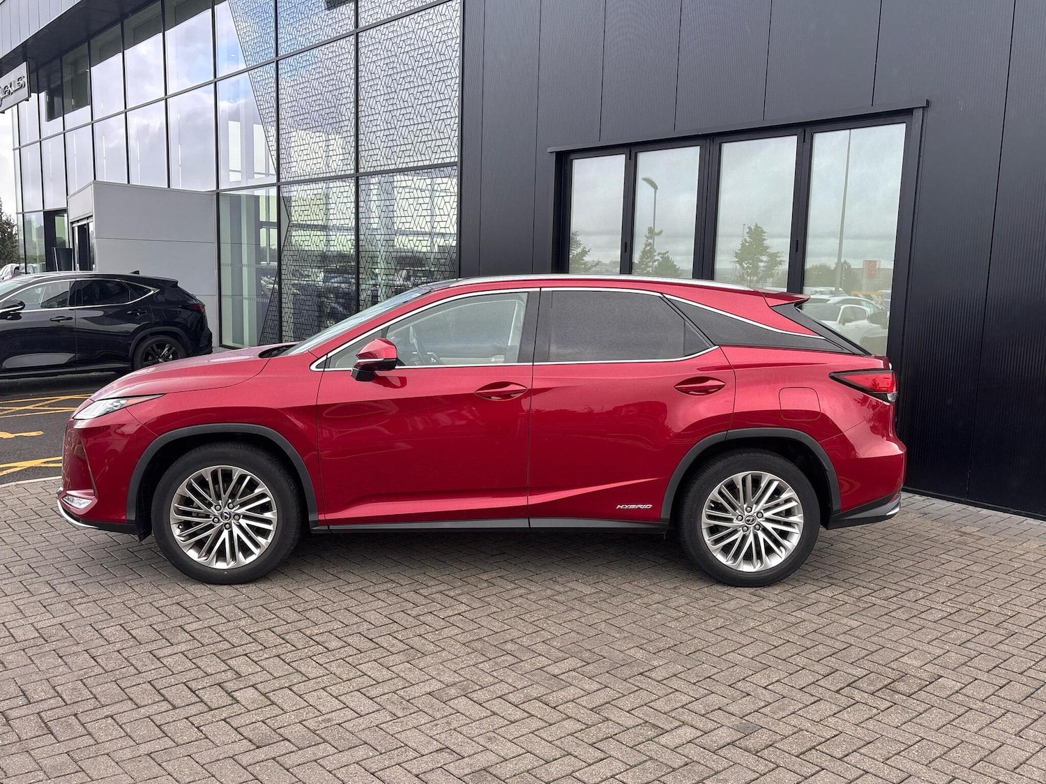 Used Lexus RX 2019 for sale - 76730689: Photo 4