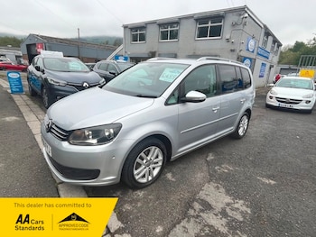 Used Volkswagen Touran 2010 for sale - 78459091: Photo