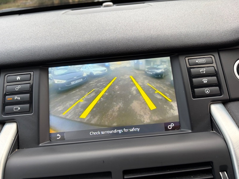 Used Land Rover Discovery Sport 2017 for sale - 78031267: Photo 11