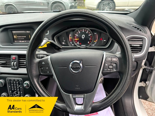 Used Volvo V40 2018 for sale - 76245643: Photo 12