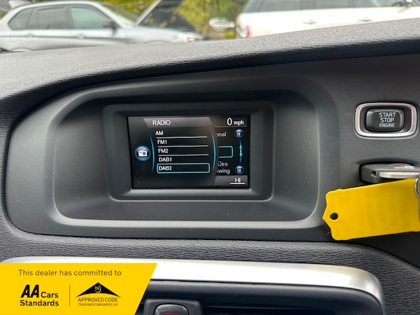 Used Volvo V40 2018 for sale - 76245643: Photo 13