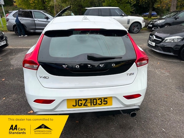 Used Volvo V40 2018 for sale - 76245643: Photo 6
