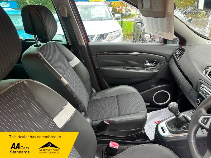 Used Renault Scenic 2012 for sale - 76163753: Photo 11