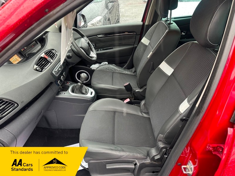 Used Renault Scenic 2012 for sale - 76163753: Photo 17