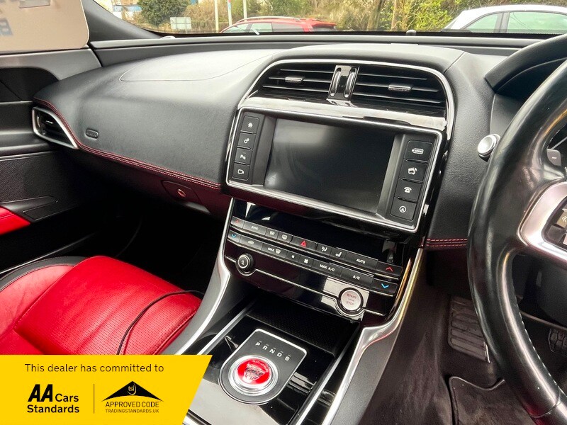 Used Jaguar XE 2016 for sale - 78140938: Photo 16