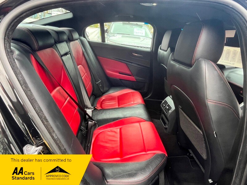 Used Jaguar XE 2016 for sale - 78140938: Photo 19