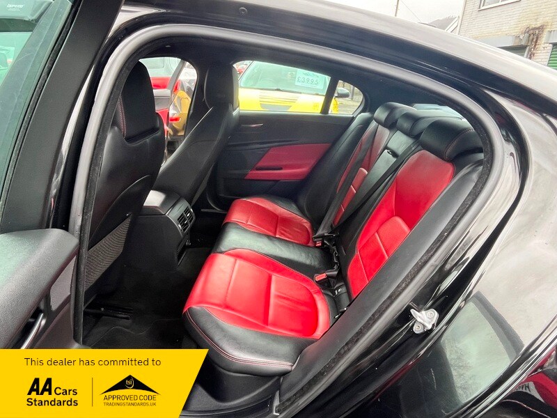 Used Jaguar XE 2016 for sale - 78140938: Photo 21