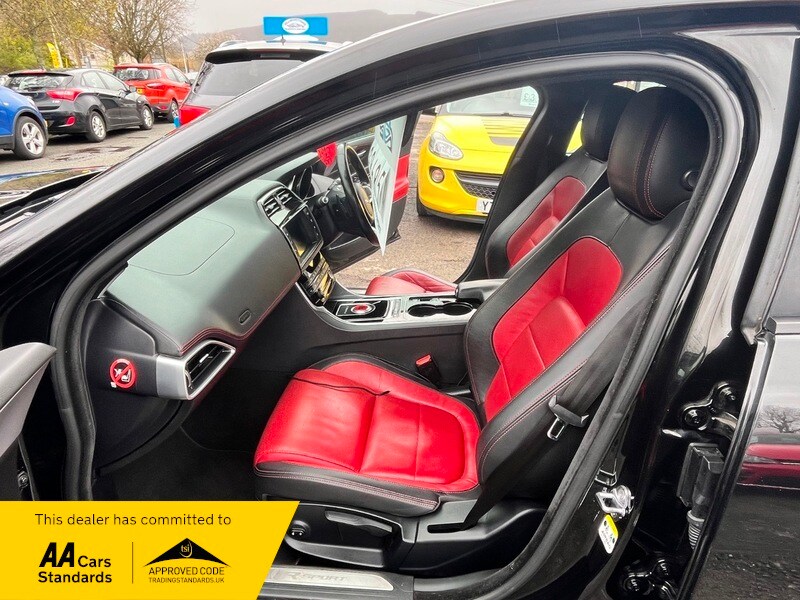 Used Jaguar XE 2016 for sale - 78140938: Photo 22