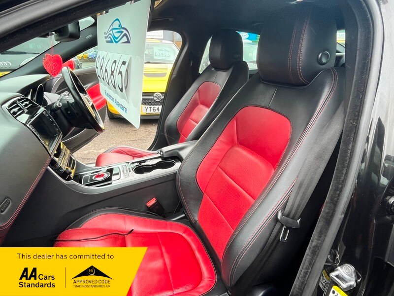 Used Jaguar XE 2016 for sale - 78140938: Photo 23