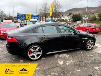 Used Jaguar XE 2016 for sale - 78140938: Photo