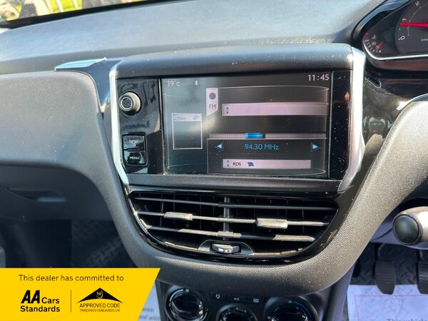 Used Peugeot 208 2012 for sale - 75230807: Photo 12