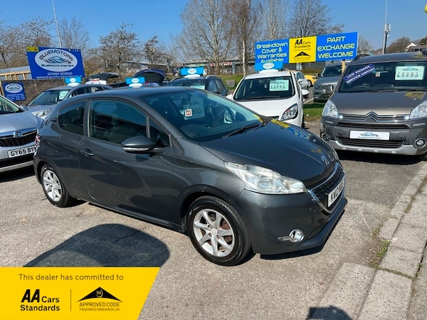 Used Peugeot 208 2012 for sale - 75230807: Photo 1