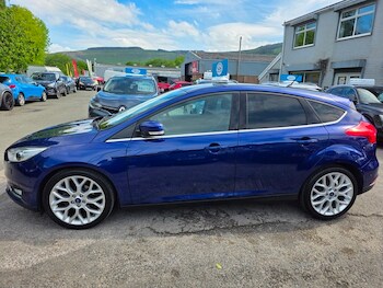 Used Ford Focus 2017 for sale - 78673365: Photo