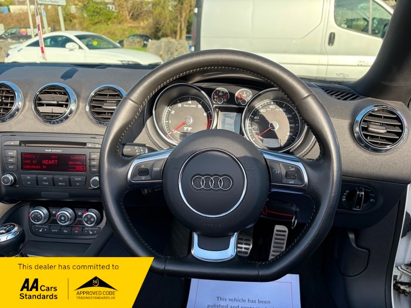 Used Audi TT 2011 for sale - 77937533: Photo 6