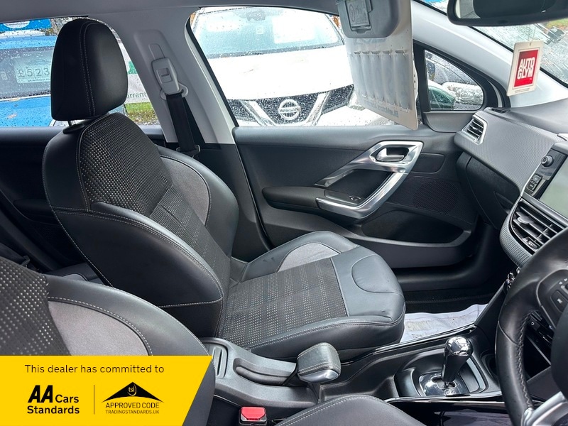 Used Peugeot 2008 2014 for sale - 76407209: Photo 11