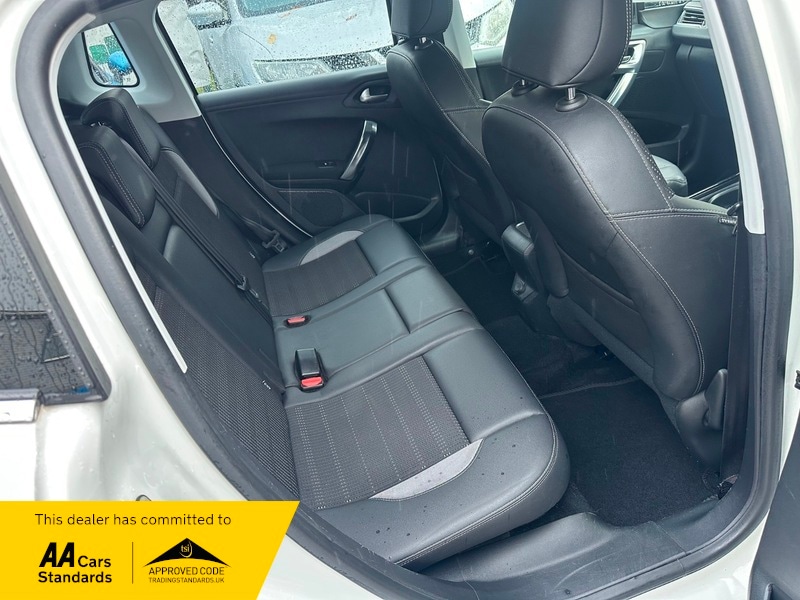 Used Peugeot 2008 2014 for sale - 76407209: Photo 16