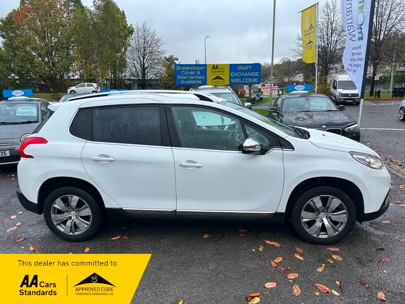 Used Peugeot 2008 2014 for sale - 76407209: Photo 4