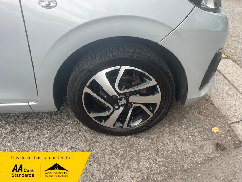 Used Peugeot 108 2018 for sale - 76197364: Photo 12