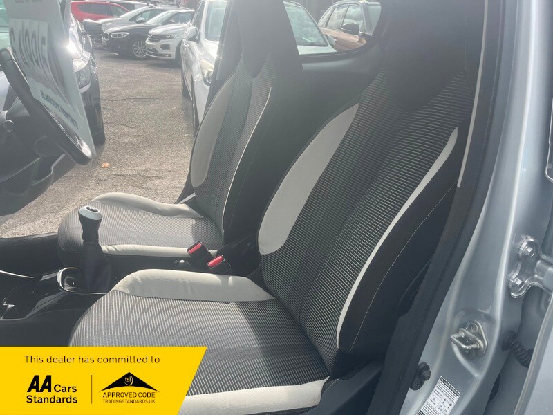 Used Peugeot 108 2018 for sale - 76197364: Photo 24