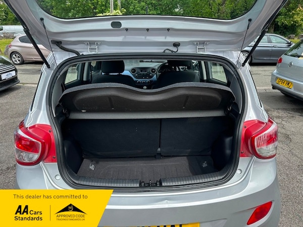 Used Hyundai i10 2016 for sale - 74884830: Photo 10