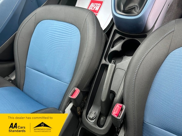 Used Hyundai i10 2016 for sale - 74884830: Photo 8