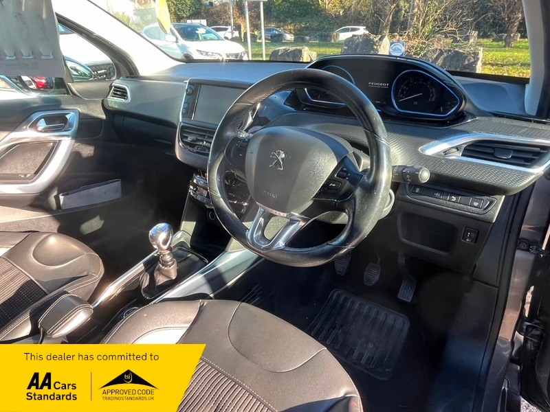 Used Peugeot 2008 2014 for sale - 76655563: Photo 12