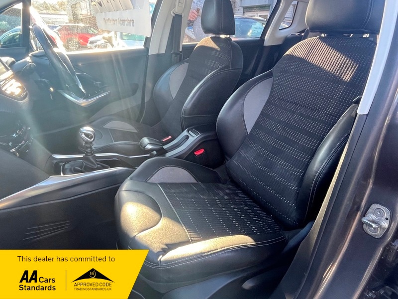 Used Peugeot 2008 2014 for sale - 76655563: Photo 25