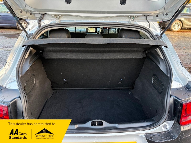 Used Citroen C4 Cactus 2016 for sale - 76751547: Photo 16