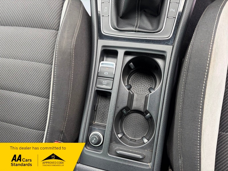 Used Volkswagen Golf 2015 for sale - 78045268: Photo 9