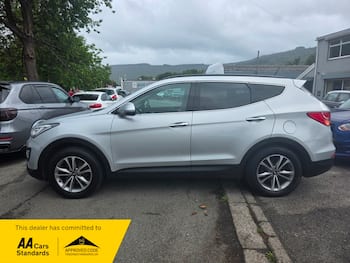 Used Hyundai Santa Fe 2015 for sale - 79764872: Photo