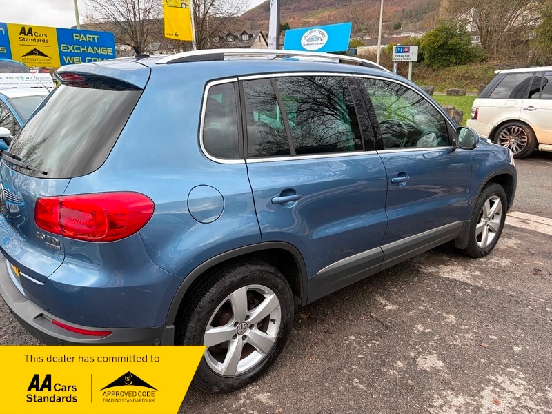 Used Volkswagen Tiguan 2012 for sale - 76934954: Photo 5